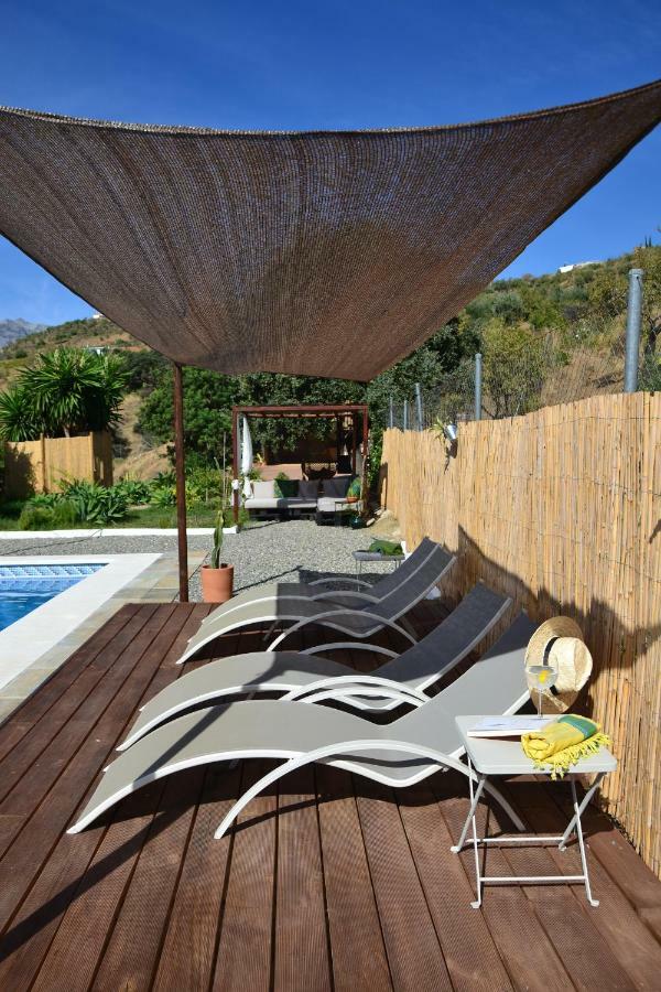 The African House Bed and Breakfast Tolox Esterno foto